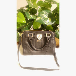 Guess - Black Leather Crossbody Purse